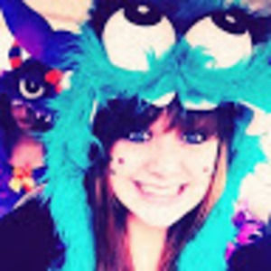 Meet your Posher, Becca